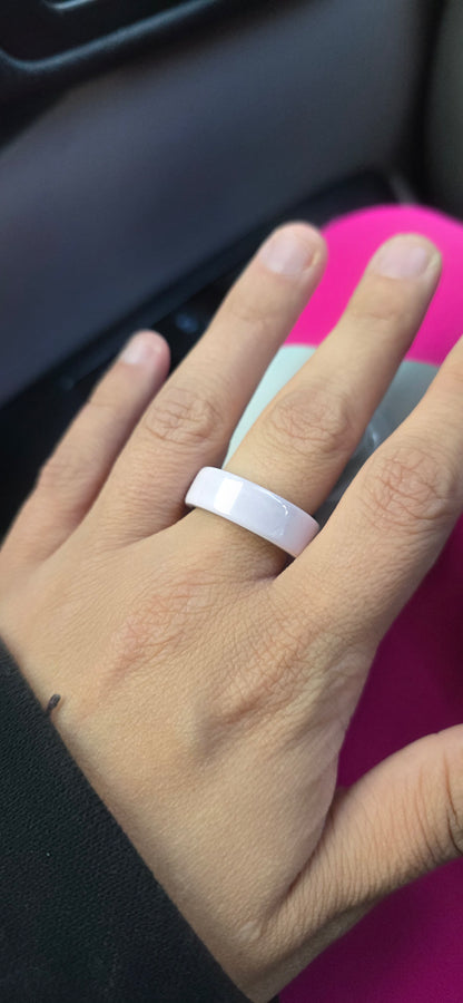 Oura Ring, pink, size 9, ceramic with charger